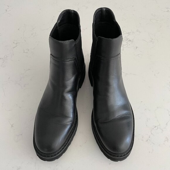 Cole Haan Grand 360 Leather Chelsea Boots 1.25" Gripper Heel Black Sz 6.5B - Picture 1 of 13